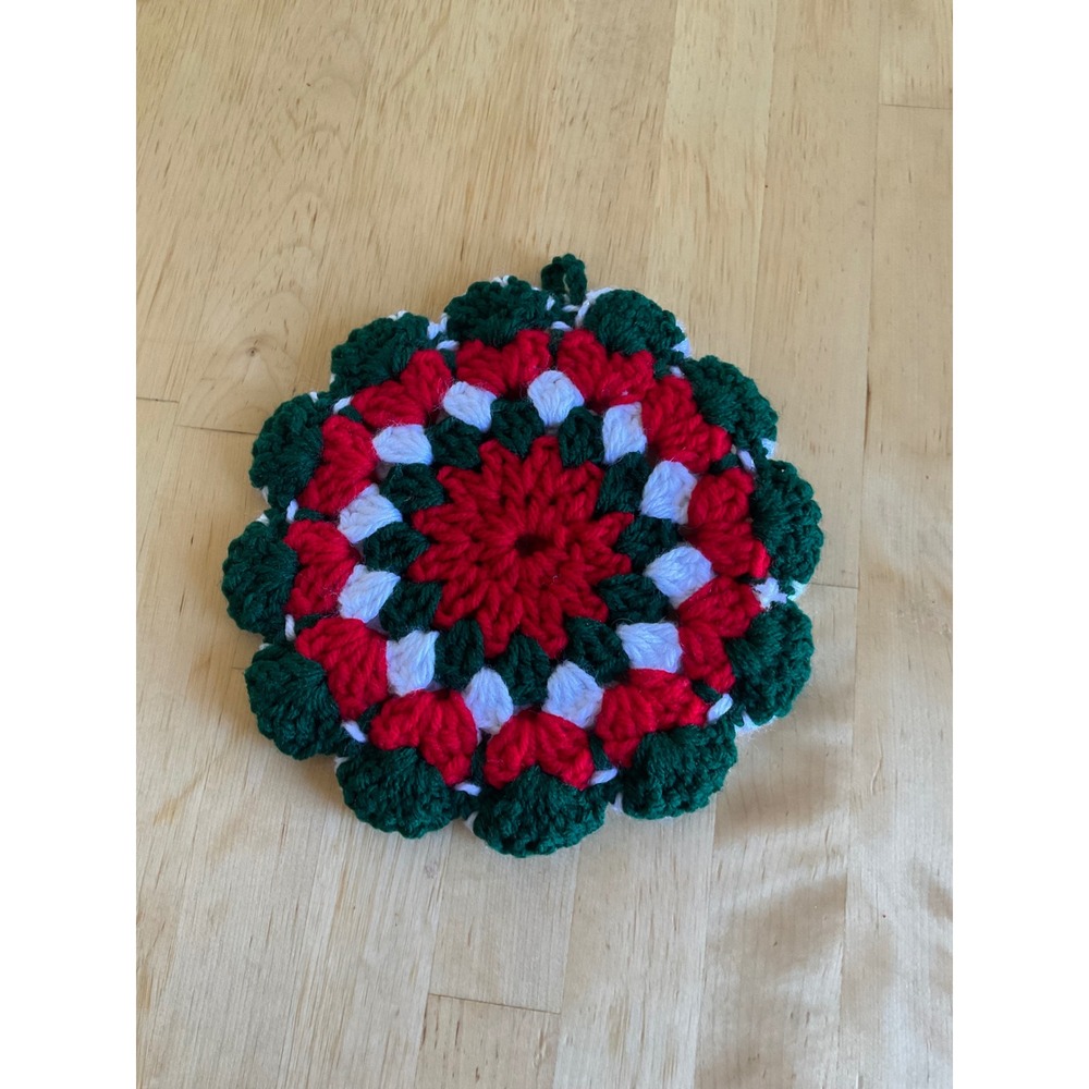 Handmade Crochet Potholder Red Green White Christmas Hot Pad Trivet 7.5"